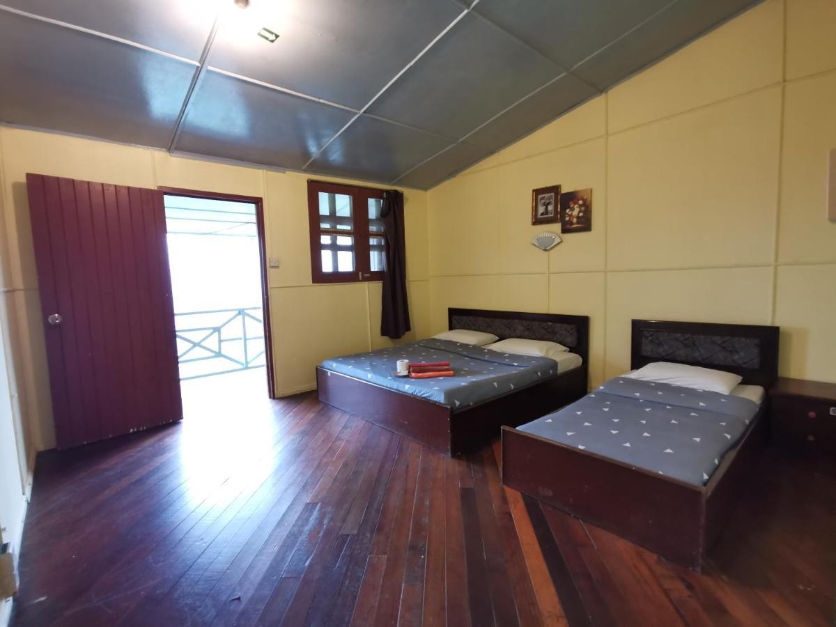 D'Villa Rina Ria Lodge, Kinabalu Park, Kundasang Bundu Tuhan エクステリア 写真