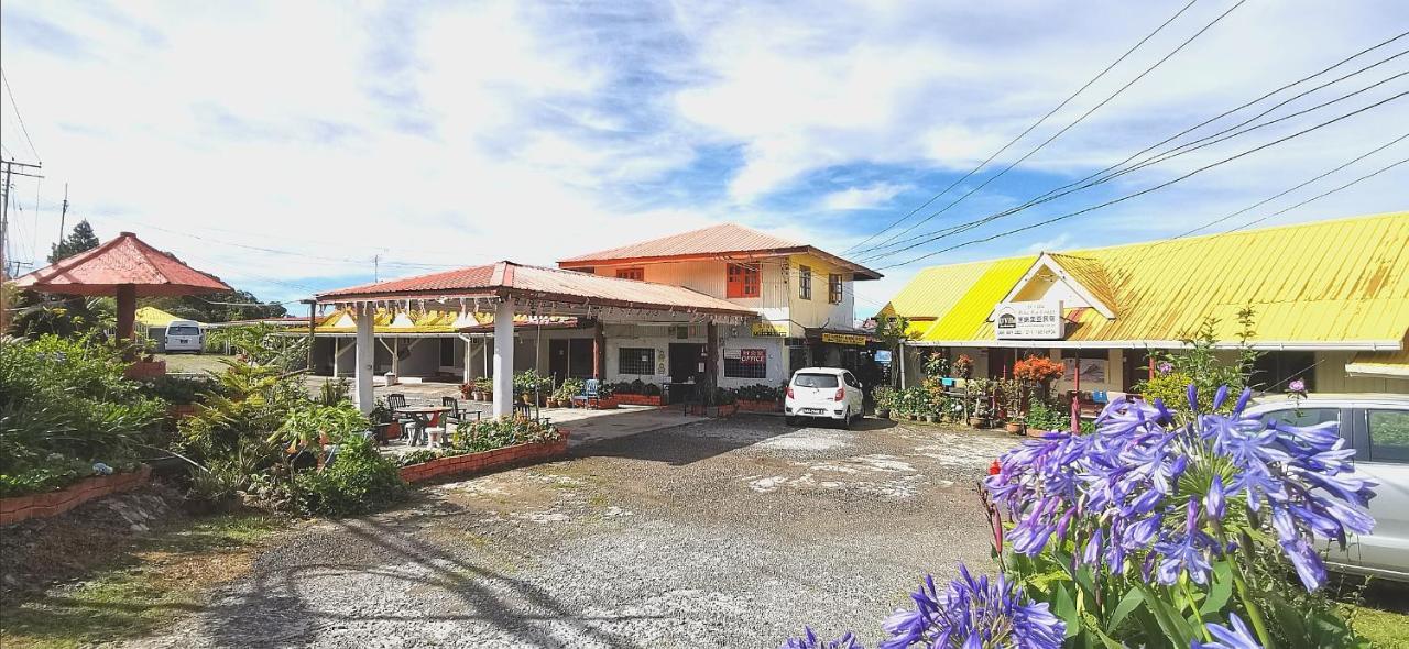 D'Villa Rina Ria Lodge, Kinabalu Park, Kundasang Bundu Tuhan エクステリア 写真