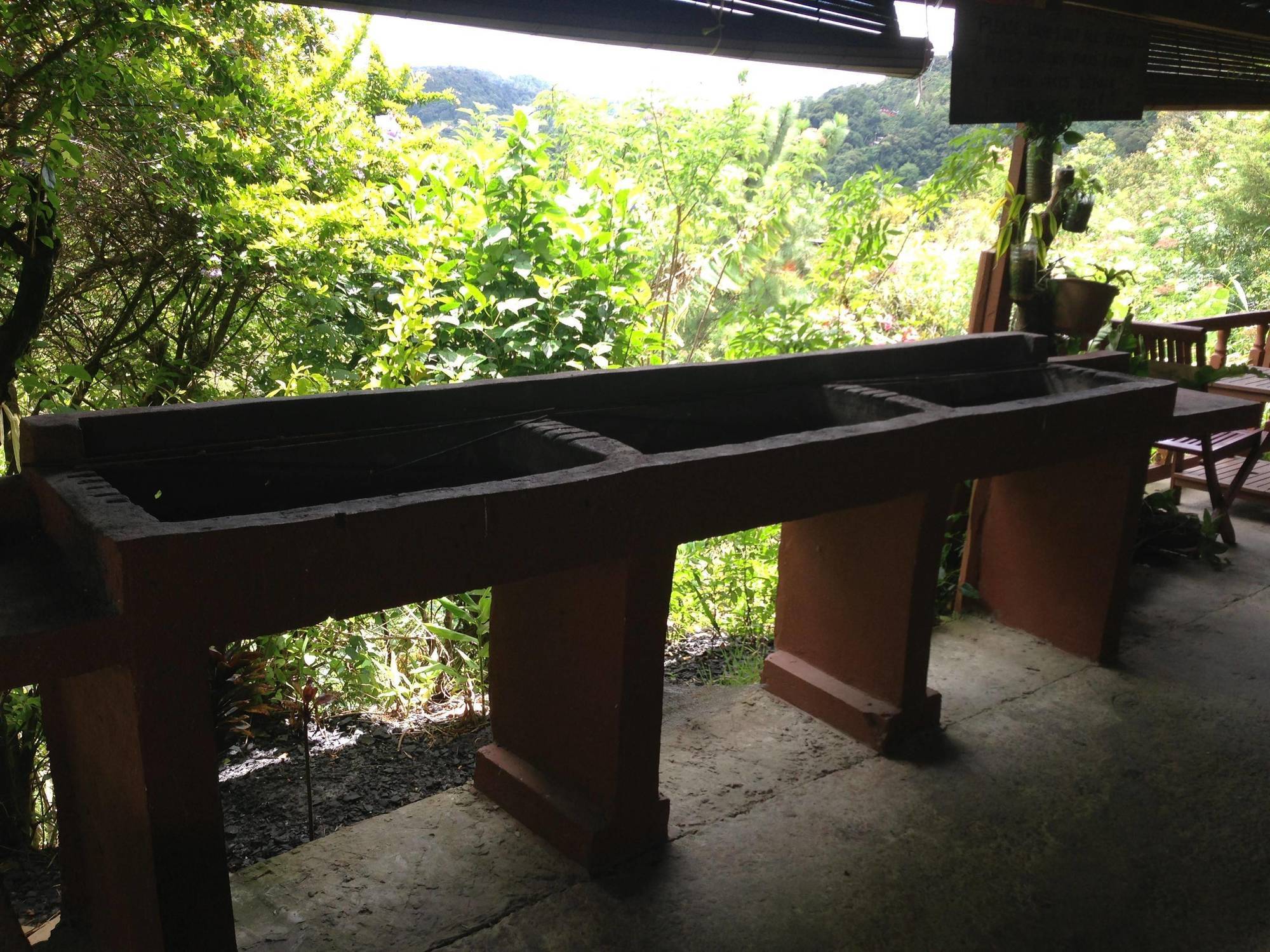 D'Villa Rina Ria Lodge, Kinabalu Park, Kundasang Bundu Tuhan エクステリア 写真
